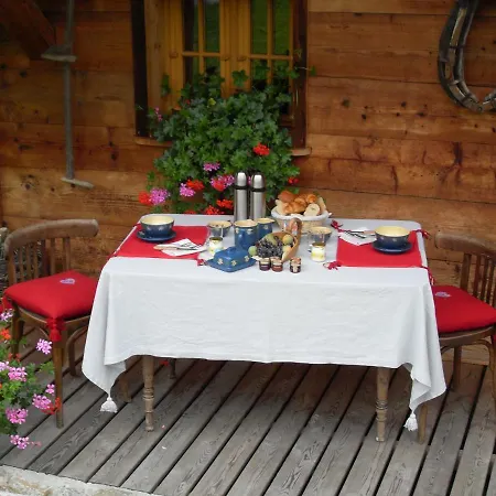 Le Grenier Bed and Breakfast 3*